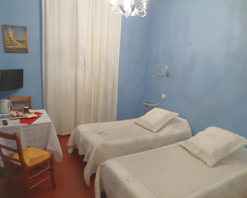 Hotel L'Oustau Marseille Room photo